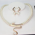 Juego de collar y pendientes de perlas naturales